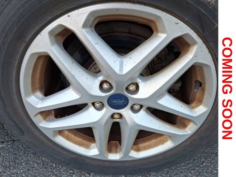 Used 2014 Ford Fusion SE w/ Equipment Group 202A FWD image 9