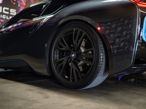 Used 2014 BMW i8 image 15
