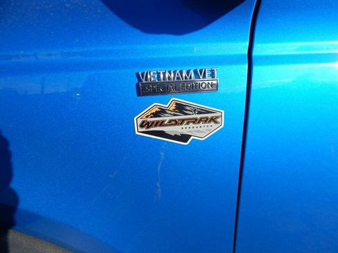 Used 2023 Ford Bronco Wildtrak image 11