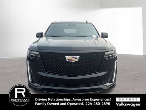 Used 2023 Cadillac Escalade Sport AWD/4WD image 3