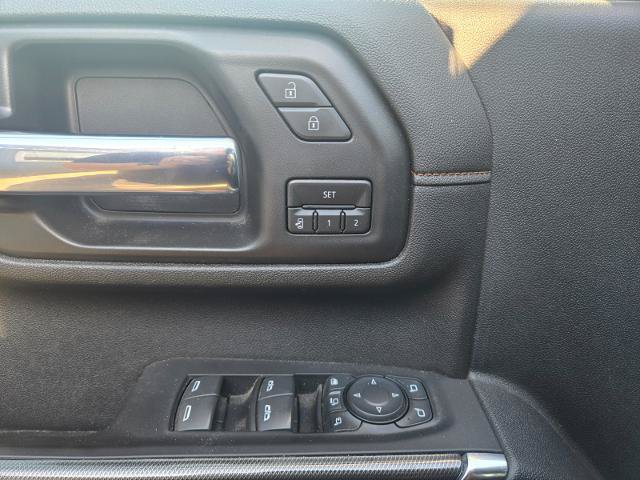 Used 2020 GMC Sierra 2500 AT4 w/ AT4 Premium Package AWD/4WD image 29