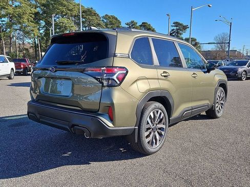 Used 2026 Subaru Forester Touring AWD/4WD image 4