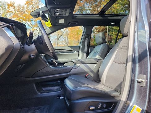 Used 2020 Cadillac XT6 Premium Luxury image 14