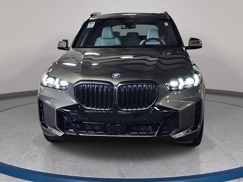 New 2026 BMW X5 xDrive50e w/ M Sport Package AWD/4WD image 2