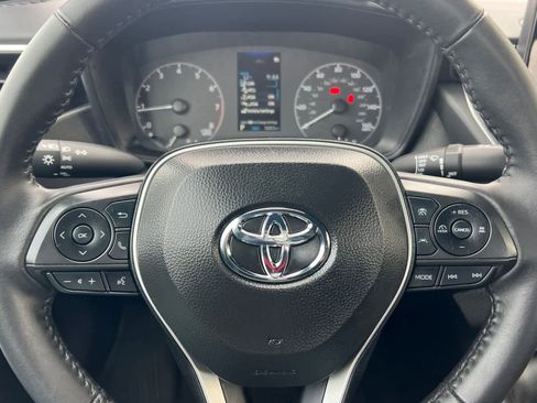 Certified 2025 Toyota Corolla SE image 23