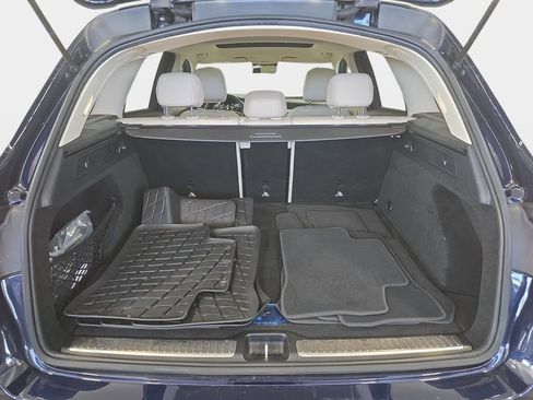 Used 2022 Mercedes-Benz GLC 300 4MATIC image 13