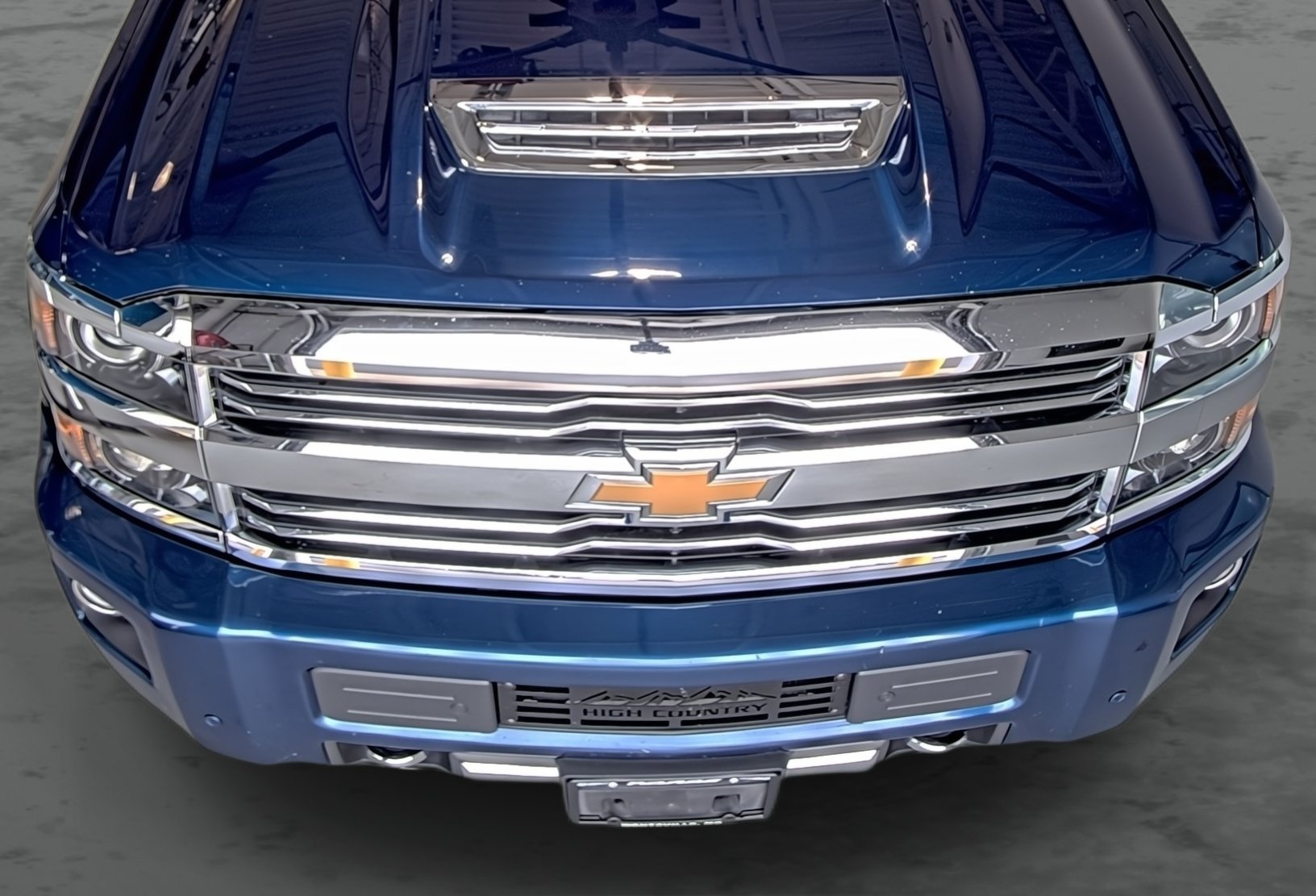 Used 2017 Chevrolet Silverado 2500 High Country w/ Duramax Plus Package AWD/4WD image 18
