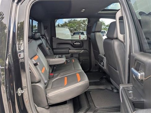 Used 2021 GMC Sierra 1500 AT4 w/ AT4 Value Package image 16