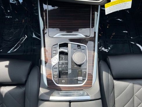 New 2026 BMW X5 xDrive50e w/ Premium Package AWD/4WD image 24