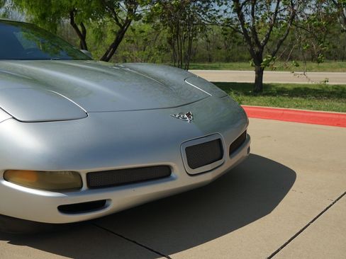 Used 2003 Chevrolet Corvette Z06 w/ Memory Package, 3 Drivers image 32