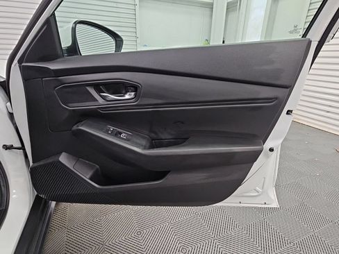 Certified 2024 Honda Accord EX image 36