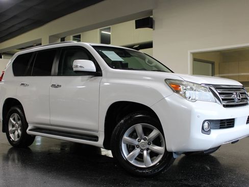 Used 2011 Lexus GX 460 w/ Comfort Plus Pkg AWD/4WD image 47