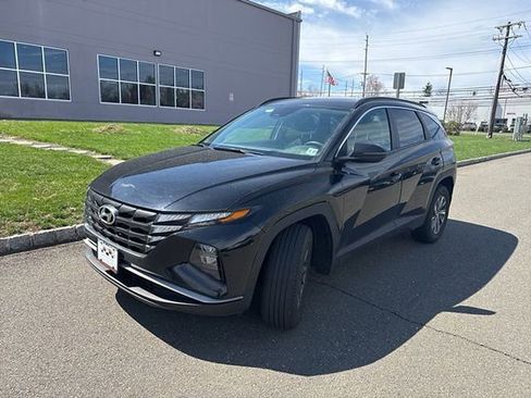 Used 2022 Hyundai Tucson Blue image 3