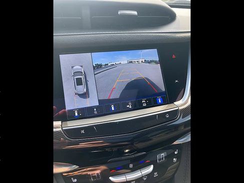 Certified 2025 Cadillac XT6 Premium Luxury w/ Platinum Package AWD/4WD image 18