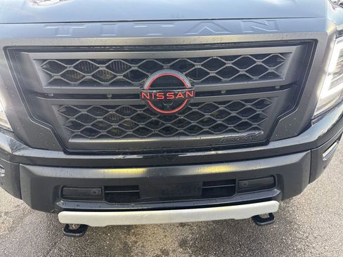 Used 2023 Nissan Titan PRO-4X w/ Pro-4x Convenience Package image 39
