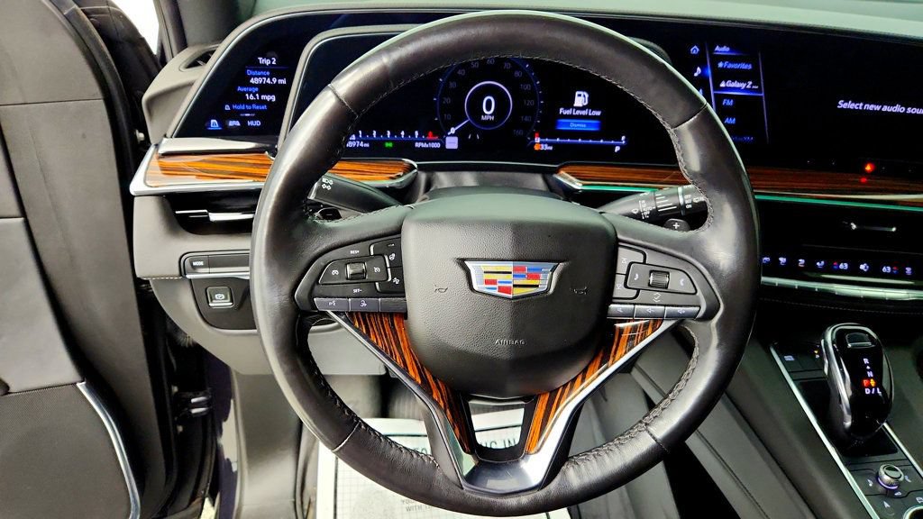 Used 2022 Cadillac Escalade Premium Luxury RWD image 14