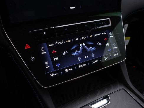 New 2025 Maserati Grecale Modena AWD/4WD image 9
