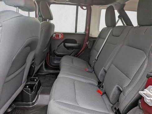 Used 2021 Jeep Wrangler Unlimited Sport image 18