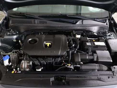 Used 2024 Kia Forte LXS FWD image 18
