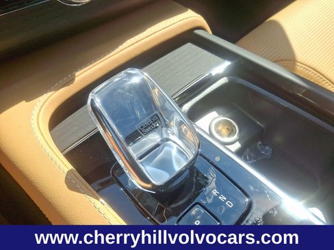 New 2025 Volvo XC90 T8 Ultra w/ Protection Package Premier image 16