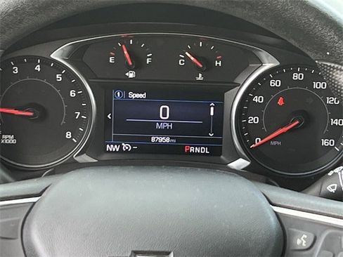 Used 2019 Chevrolet Equinox LT image 16