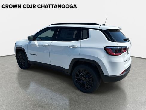 New 2025 Jeep Compass Latitude w/ Sun & Sound Group image 6