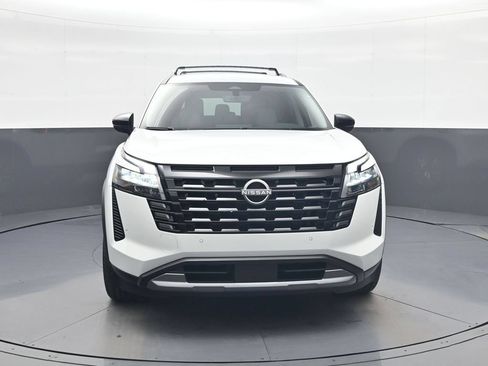 New 2026 Nissan Pathfinder SL w/ Cargo Package AWD/4WD image 2