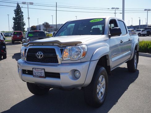 Used 2011 Toyota Tacoma Base w/ SR5 Pkg #2 w/JBL Audio image 7