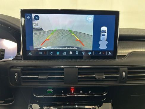 Used 2025 Lincoln Corsair FWD image 23