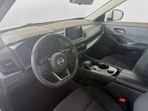 Used 2023 Nissan Rogue SV AWD/4WD image 7