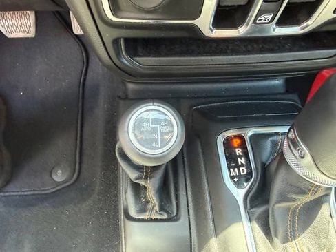 Used 2023 Jeep Wrangler Unlimited Sahara AWD/4WD image 21