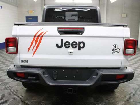 Used 2021 Jeep Gladiator Sport AWD/4WD image 36