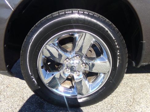 Used 2019 RAM 1500 Express w/ Express Value Package image 21