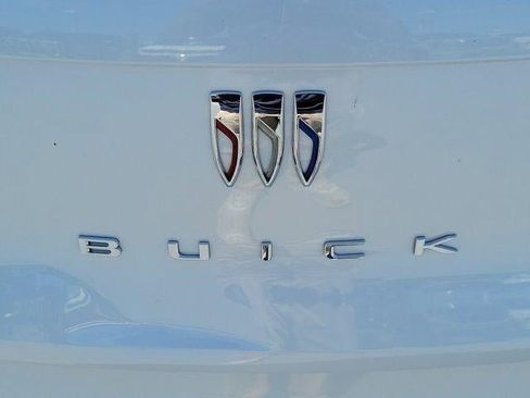 Used 2024 Buick Envista Avenir FWD image 9