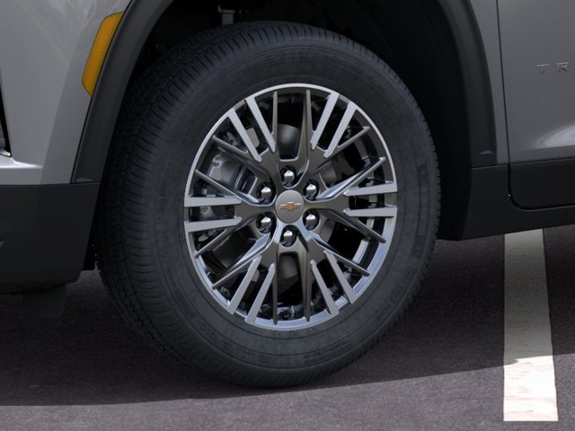 New 2027 Chevrolet Traverse LT w/ LPO, Floor Liner Package FWD image 9