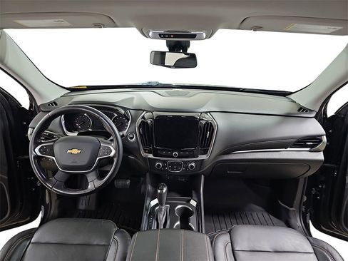 Certified 2020 Chevrolet Traverse LT w/ LT Premium Package image 13
