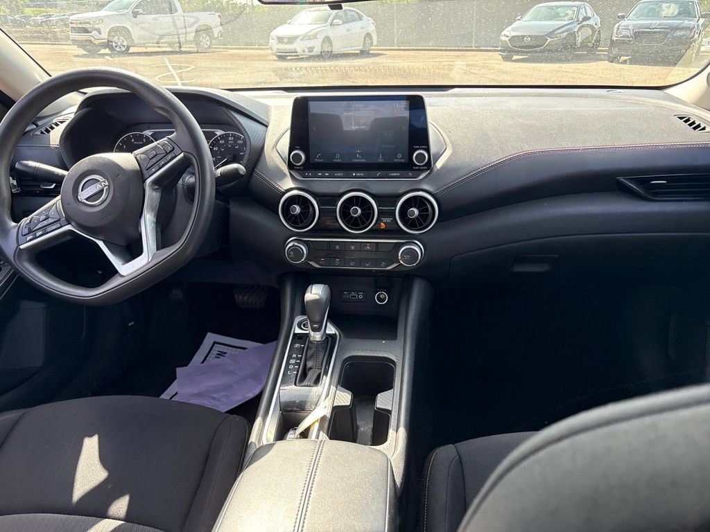 Used 2024 Nissan Sentra SV FWD image 10
