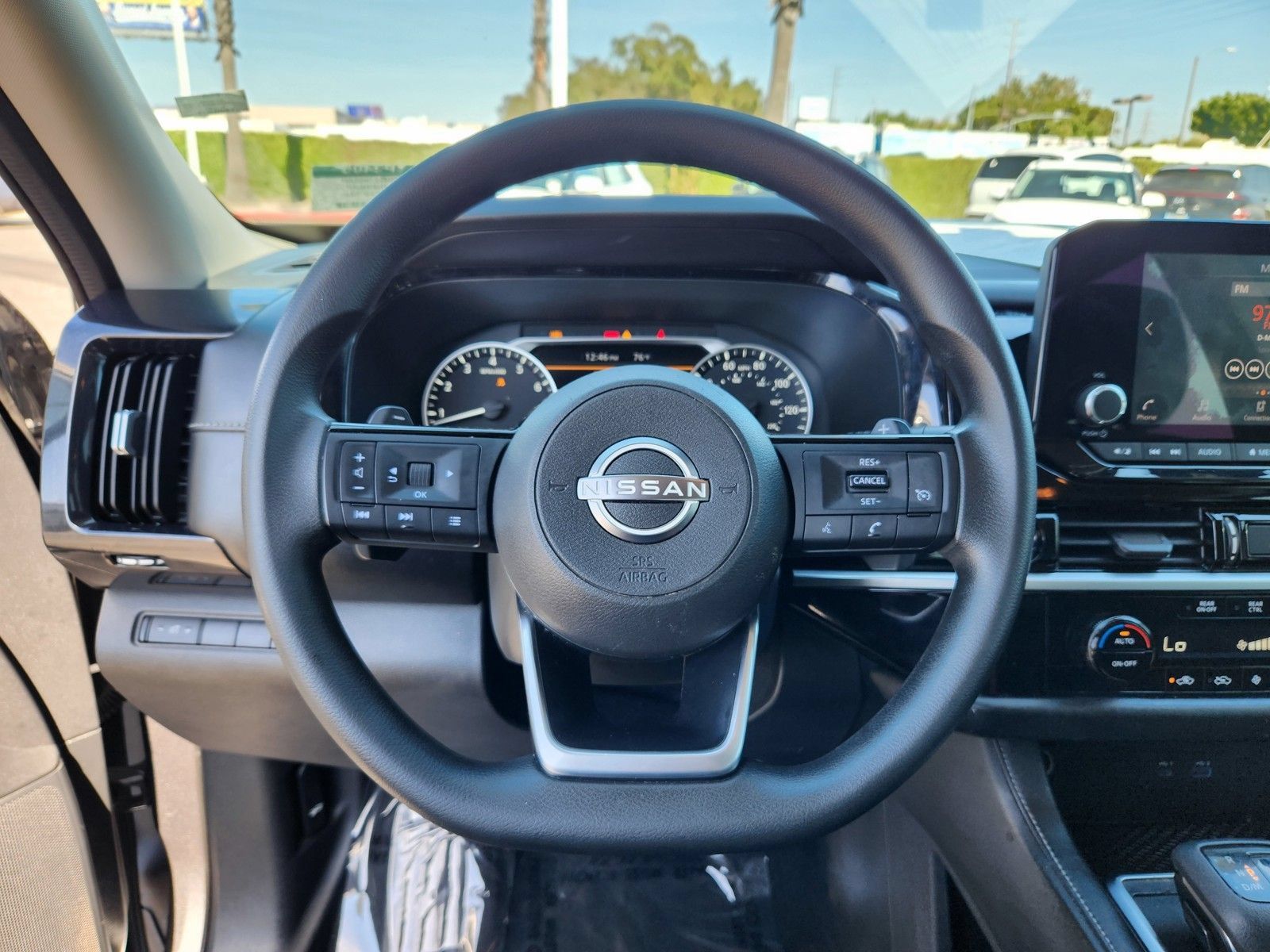 Used 2022 Nissan Pathfinder S AWD/4WD image 15