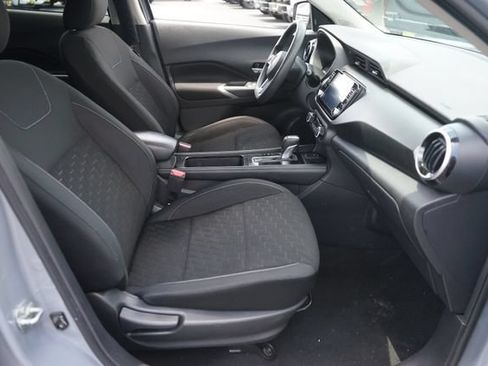 Used 2021 Nissan Kicks SV FWD image 18