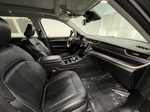 Used 2021 Jeep Grand Cherokee L Limited w/ Trailer Tow Package image 8