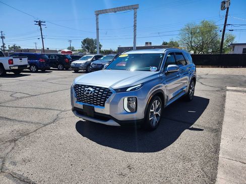 Used 2020 Hyundai Palisade SEL FWD image 3