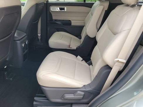 Used 2020 Ford Explorer Platinum AWD/4WD image 8