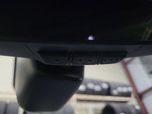 New 2026 Land Rover Discovery S AWD/4WD image 37