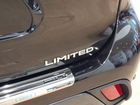 New 2026 Toyota Highlander Limited AWD/4WD image 5
