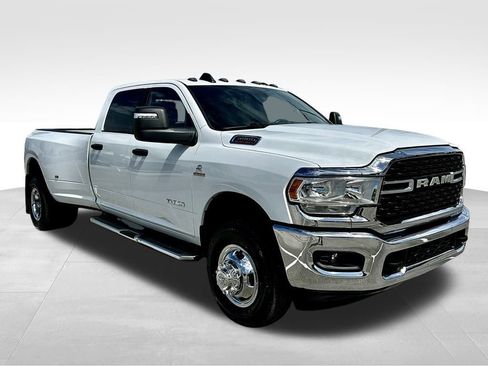 Used 2024 RAM 3500 Big Horn image 2