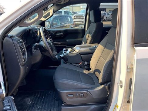 Used 2022 Chevrolet Silverado 1500 LT AWD/4WD image 22