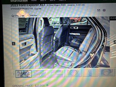 Used 2023 Ford Explorer XLT w/ Equipment Group 202A AWD/4WD image 13