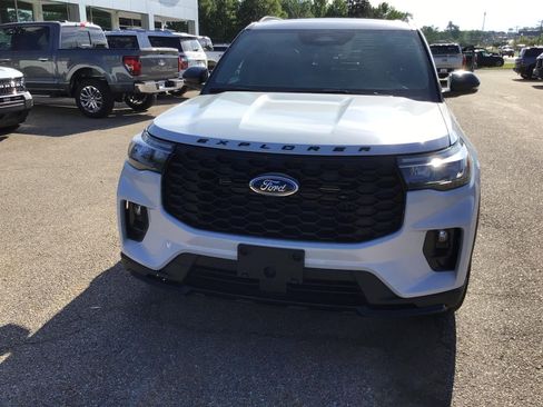 New 2026 Ford Explorer ST-Line AWD/4WD image 5