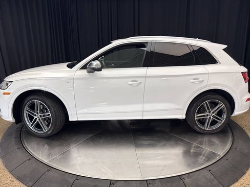 Used 2018 Audi SQ5 Prestige w/ Prestige Package AWD/4WD image 4