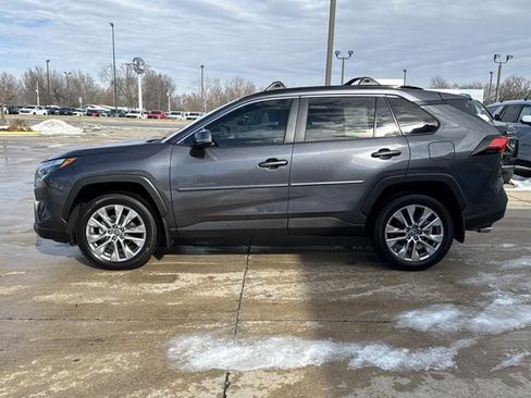 Used 2024 Toyota RAV4 XLE Premium image 12